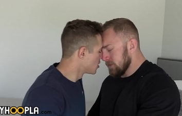 Hot gay xvideos barbudo metendo no cuzinho lindo