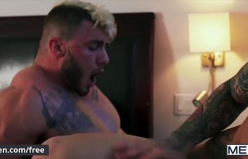 Xvídeos pornô de gay com musculoso metendo no cu