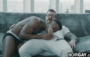 Videos de porno gay gratis do preto dando seu cuzinho