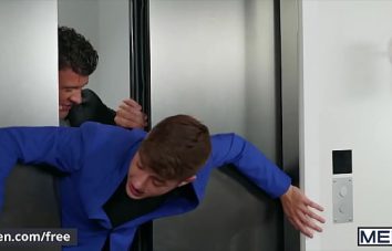 Videos gays transando gostoso dentro do elevador
